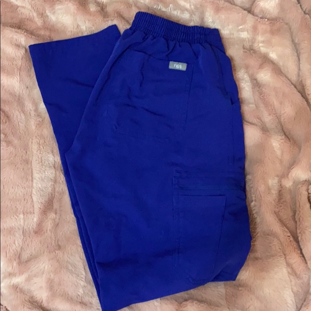 Lightly worn FIGS Yola Skinny Scrub Pants- xs reg